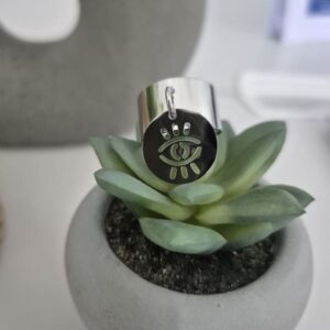 Bague acier inoxydable breloque médaillon avec œil finition miroir